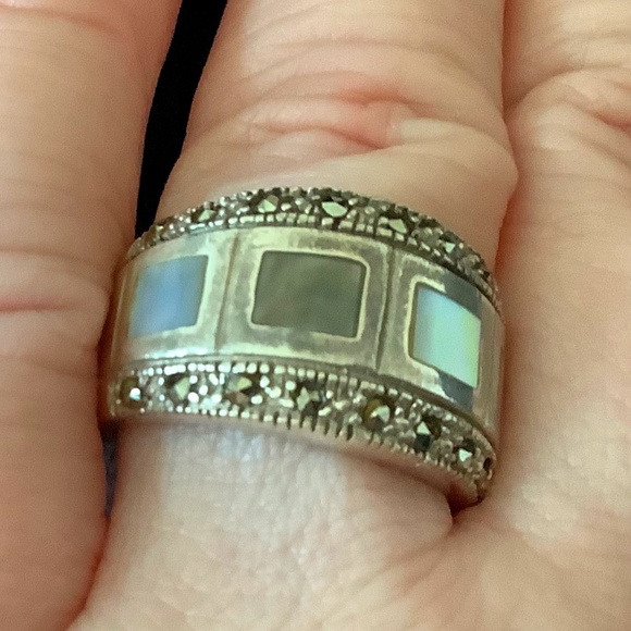 Unisex 925 ring SZ 7 - Picture 1 of 8